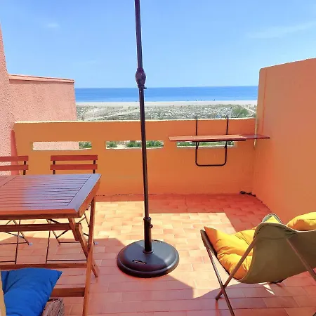 Διαμέρισμα Agreable T2 Avec Vue Sur La