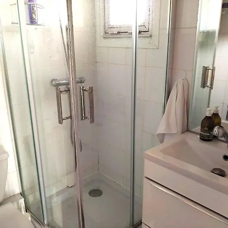 Appartement Agreable T2 Avec Vue Sur La